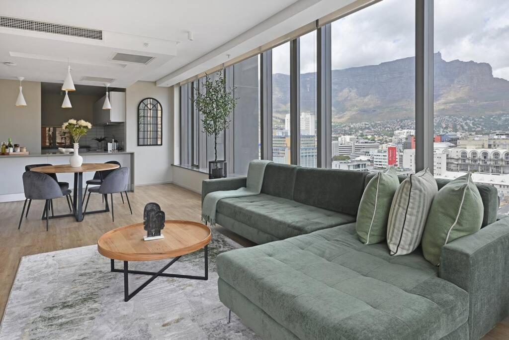 Appartement Sara - Modern Centre - Views! Le Cap